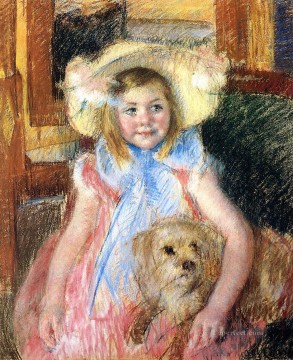 Sara con un gran sombrero de flores mirando hacia la derecha sosteniendo a su perro madres hijos Mary Cassatt Pinturas al óleo